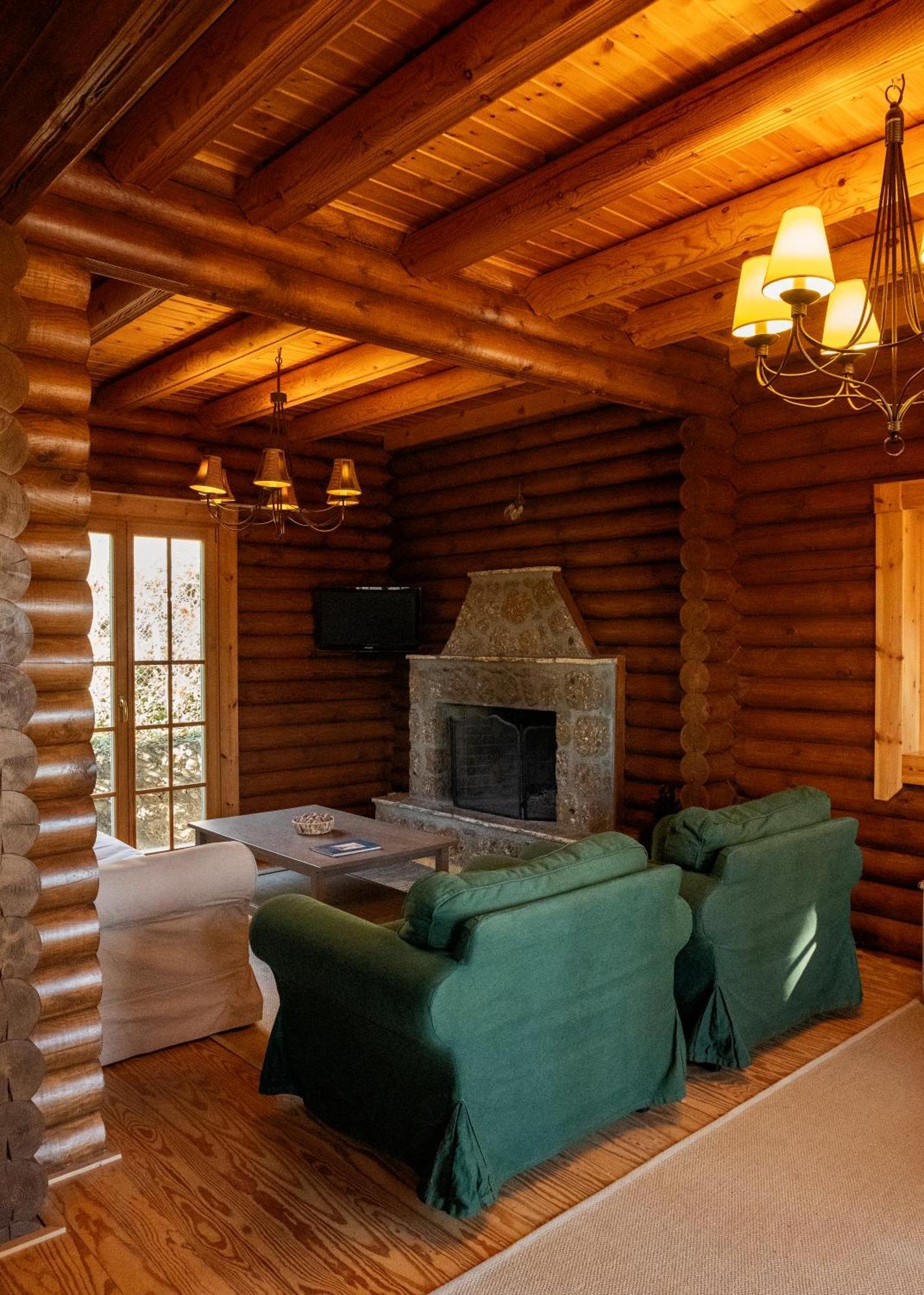 Paradise Chalet Ano Trikala Eksteriør bilde